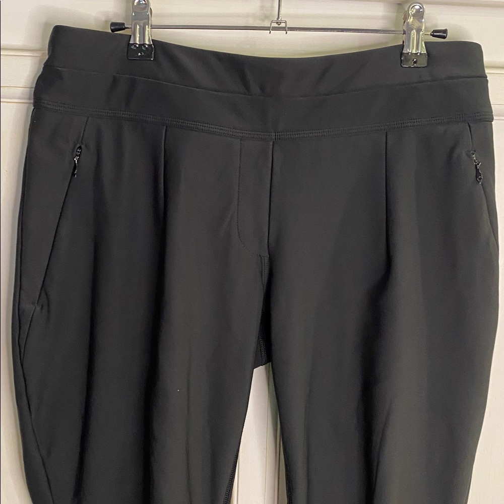 Lululemon - Black Joggers With 3 Pockets & Back Leg Zippers